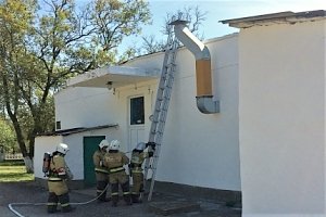 Пожарно-тактические учения в здании школы г. Керчь