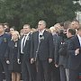 На центральной площади Керчи началась траурная панихида по погибшим в Керченском политехническом колледже 17 октября 2018 года