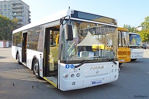 С 10 декабря в столице Крыма на маршруты выходят новые автобусы