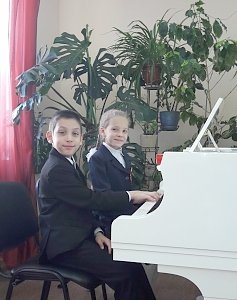 Юные музыканты Керчи привезли награды из Симферополя