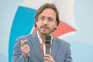 Алексей Каспржак покидает пост директора «Артека»