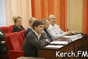 Депутат Керчи предлагает уволить некоторых городских чиновников за несоответствие
