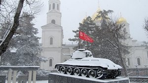 Шквальный южный ветер занесёт Крым мокрым снегом