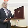 Сергей Аксёнов в день Конституции Российской Федерации вручил крымчанам заслуженные награды