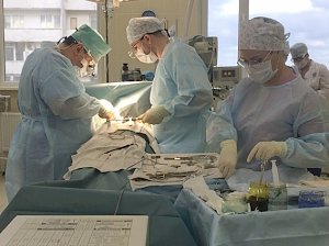 Врачи сосудистого центра провели уникальную операцию на дуге аорты