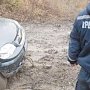 Два автомобиля увязли в грязи под Симферополем