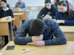Принципиальных изменений в экзаменационных заданиях ЕГЭ в этом году не будет, — Минобразования Крыма