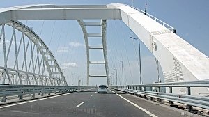 На Крымском мосту произошло дорожно-транспортное происшествие с пострадавшими