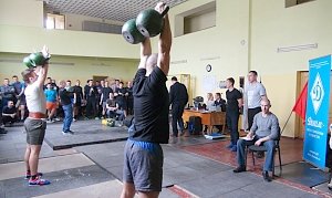 В УМВД России по г. Севастополю прошёл турнир по гиревому спорту