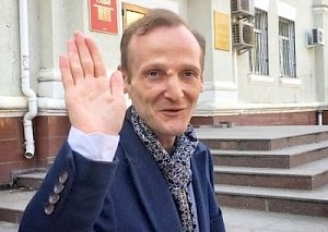 Прославлявший Порошенко «оппозиционный блогер» из Ялты оказался наркоманом