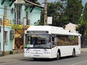 В столице Крыма количество оставшихся до 1 апреля поездок у пользователей транспортной карты сохранится после повышения тарифа