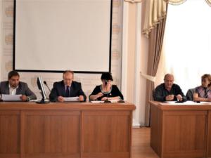 В столице Крыма четверо работников МУПов получат служебное жильё