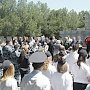 Севастопольские полицейские участвовали в церемонии памятного гашения марки, посвящённой Герою Советского Союза Степану Неустроеву