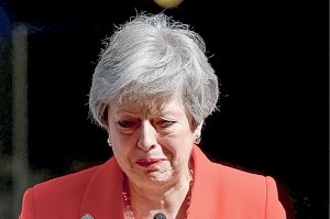 Brexit довёл Мэй до слёз