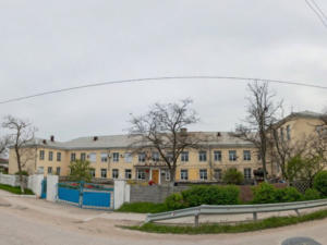 Школе № 40 в Севастополе присвоено имя кавалера ордена Красного Знамени Георгия Александера