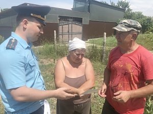 Специалисты Управления надзорной деятельности и профилактической работы МЧС проводят рейды по населённым пунктам севастопольского региона
