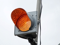Светофоры и ограждения установят на пешеходных переходах Южнобережного шоссе в Ялте