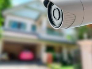 Жителям Керчи советуют оборудовать подъезды системами видеонаблюдения