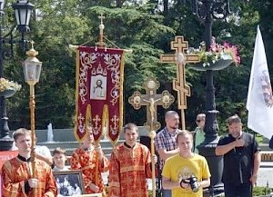 В Крыму прошёл Царский крестный ход