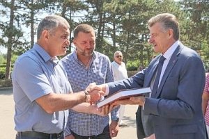 Президент Южной Осетии посетил российский Севастополь