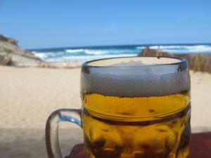 За распитие алкоголя на пляжах Феодосийского округа — штраф