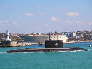 На Черноморском флоте провели учение по поиску «аварийной» подводной лодки