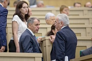 Владимир Константинов принял участие в парламентских слушаниях в Совете Федерации