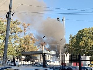В Симферополе горит бывший стадион «Локомотив»