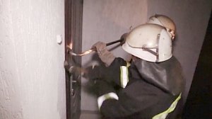Крымские спасатели открыли дверь, за которой находились дети