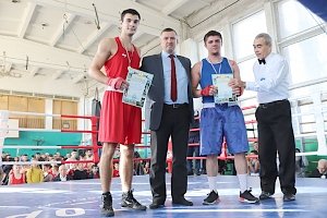 В Джанкое завершился III Открытый городской турнир по боксу