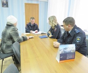 В Красноперекопске полицейские приняли участие в мероприятиях, приуроченных к празднованию Дня Конституции Российской Федерации
