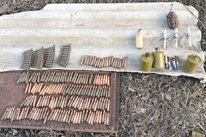 В Крыму сотрудники ФСБ нашли схрон с боеприпасами