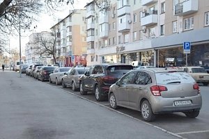 В центре Симферополя появилась новая платная парковка