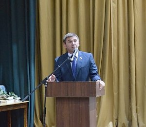 Юрий Ветоха поздравил сотрудников МБУ «Порядок» с юбилеем предприятия
