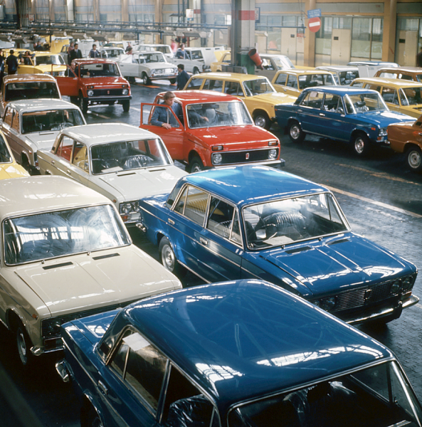 Минпромторг предложил повысить транспортный налог на старые автомобили