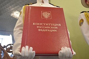 «Волонтеры Конституции» начнут работать в крымской столице