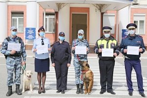 Сотрудники МВД по Республике Крым призывают к соблюдению порядка и карантинных мер!