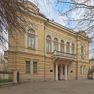 В Симферополе мошенники «сэкономили» 1,5 млн на реставрации исторического здания