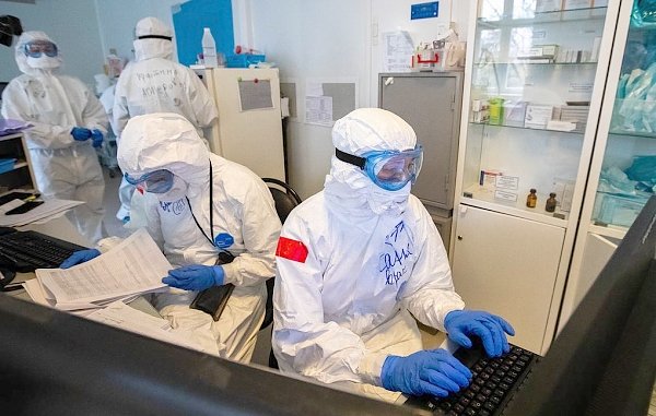 Количество смертей от коронавируса в России превысило 3 тысячи человек
