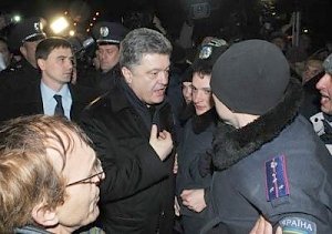 Порошенко признался в полном бессилии во время «захвата Крыма»... крымчанами