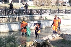 В Симферополе Салгир будут регулярно чистить экскаваторами