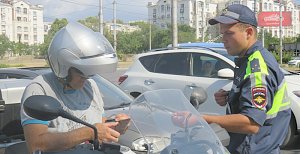 В Севастополе во время рейда «Мото» автоинспекторы задержали мотоциклиста в состоянии опьянения