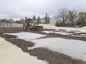 В Джанкое продолжается капитальный ремонт стадиона «Авангард»