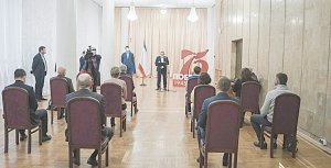 Владимир Бобков принял участие в церемонии вручения памятных адресов Президента Российской Федерации
