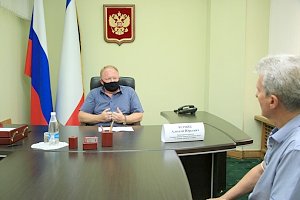 Алексей Черняк выслушал проблемы крымчан