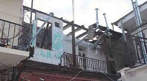 Часть квартир недавно горевшего дома в центре Ялты пойдет под расселение