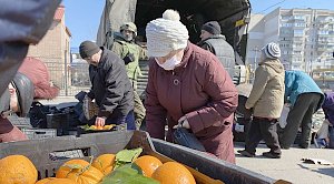 Крымская таможня пропустила уже 888 тонн гуманитарки на Украину