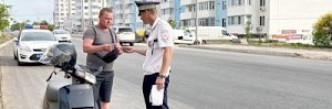 Госавтоинспекция Севастополя контролирует соблюдение ПДД водителями двухколёсного транспорта