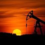 Россия не будет поставлять свою нефть странам, которые введут «потолок цен» – Песков
