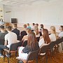 В Севастополе полицейские провели профилактическую беседу со старшеклассниками